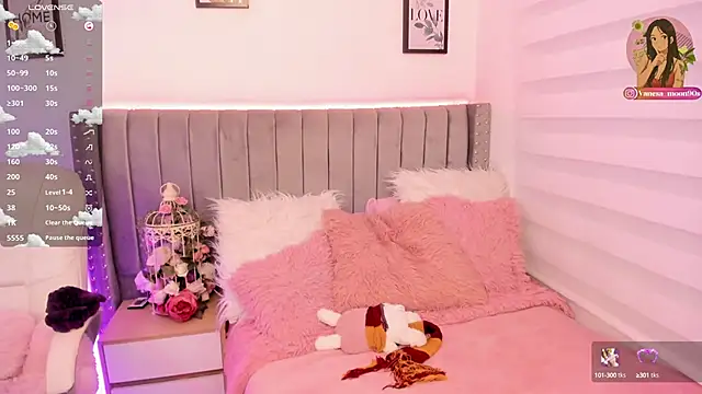 Snapshot of vanesa_moon__ chatting on September 2025 11:40:01 PM vanesa moon online show from September 2025 11:40:01 PM