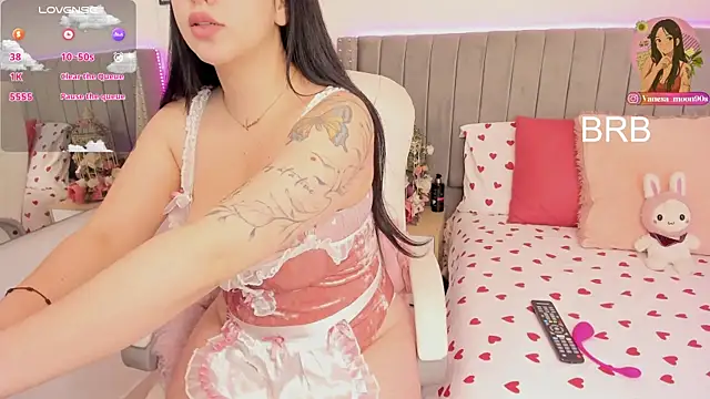 vanesa moon   online show from July 2026 12:17:01 AM