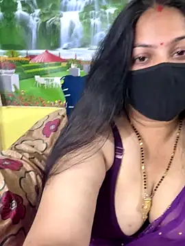 FlatVincy4 online show from October 2025 05:44:02 PM