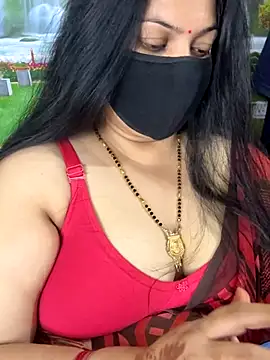 FlatVincy4 online show from October 2025 07:53:02 AM