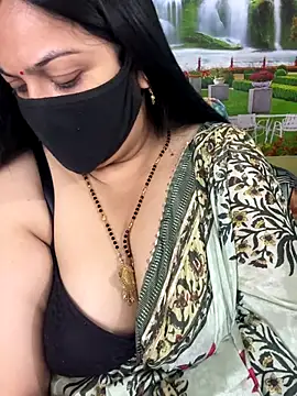 FlatVincy4 online show from November 2025 04:47:02 AM