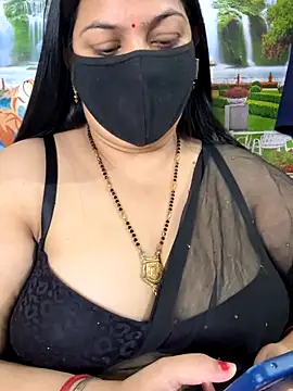 FlatVincy4 online show from November 2025 04:51:01 PM