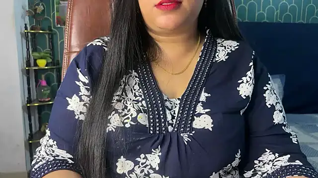 FlatVincy4 online show from March 2026 04:31:01 PM