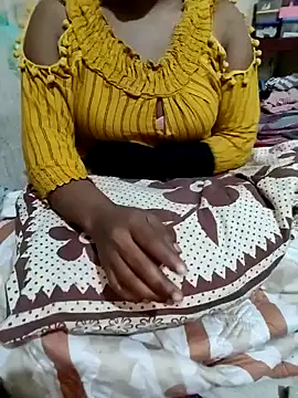 Snapshot of Looliya02 chatting on January 2025 10:26:02 AM Looliya02 online show from January 2025 10:26:02 AM