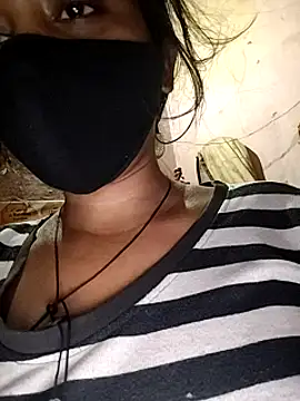 Snapshot of Looliya02 chatting on January 2025 10:30:02 PM Looliya02 online show from January 2025 10:30:02 PM