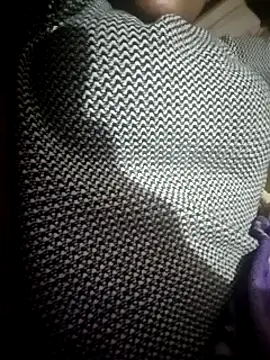 Snapshot of Looliya02 chatting on March 2025 08:32:01 PM Looliya02 online show from March 2025 08:32:01 PM