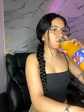 Rosita forever  online show from October 2025 02:07:02 PM