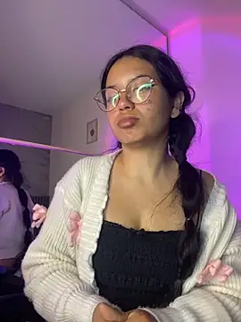 Snapshot of Rosita_forever_ chatting on April 2026 01:27:02 PM Rosita forever online show from April 2026 01:27:02 PM