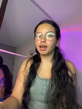 Snapshot of Rosita_forever_ chatting on May 2026 09:25:02 AM Rosita forever online show from May 2026 09:25:02 AM