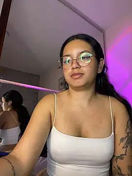 Snapshot of Rosita_forever_ chatting on May 2026 06:22:02 AM Rosita forever online show from May 2026 06:22:02 AM