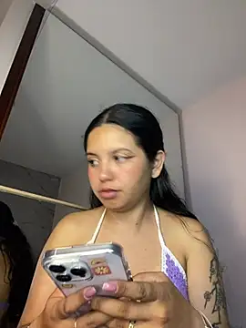 Snapshot of Rosita_forever_ chatting on May 2026 12:55:02 PM Rosita forever online show from May 2026 12:55:02 PM