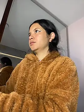 Snapshot of Rosita_forever_ chatting on June 2026 05:00:02 PM Rosita forever online show from June 2026 05:00:02 PM