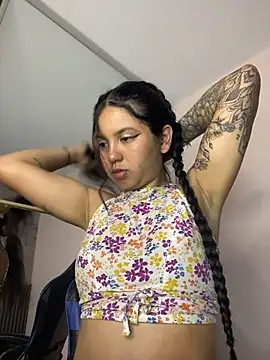 Snapshot of Rosita_forever_ chatting on June 2026 04:00:01 PM Rosita forever online show from June 2026 04:00:01 PM