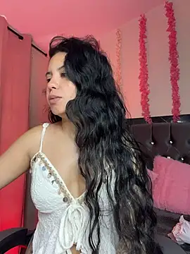 Snapshot of Rosita_forever_ chatting on July 2026 03:18:02 PM Rosita forever online show from July 2026 03:18:02 PM