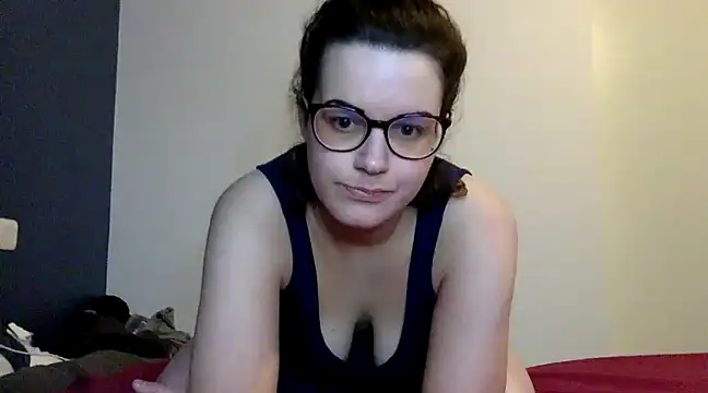 Snapshot of LolaGuess chatting on January 2025 06:17:02 PM LolaGuess online show from January 2025 06:17:02 PM
