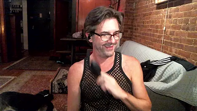 Johnny Bottoms online show from November 2025 04:22:01 AM