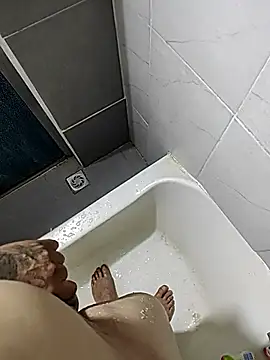 DTuannHallT online show from December 2025 12:29:02 AM