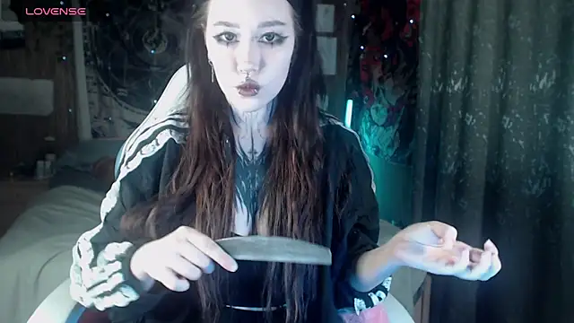 chloe crystall killer online show from May 2026 05:35:02 AM