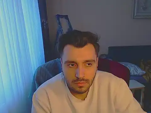 handsomeee04 online show from February 2025 03:41:02 PM