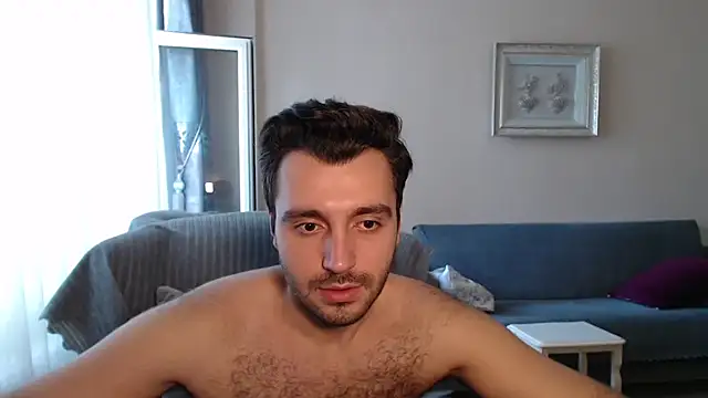 handsomeee04 online show from September 2025 04:45:02 AM