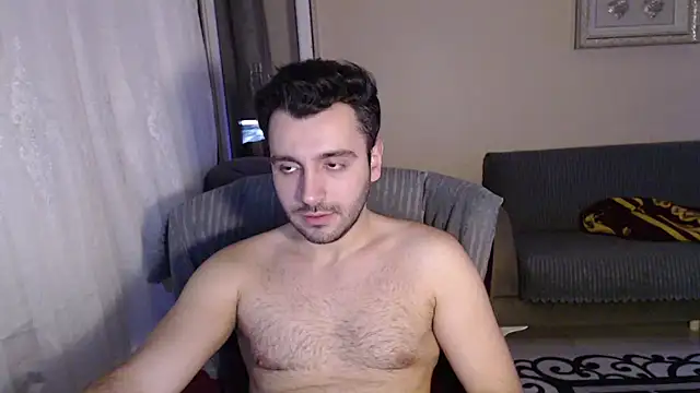 handsomeee04 online show from November 2025 02:58:01 AM