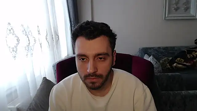 handsomeee04 online show from February 2026 01:56:02 PM