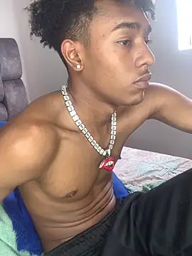 Snapshot of Boy_cock18 chatting on December 2024 02:33:02 PM Boy cock18 online show from December 2024 02:33:02 PM