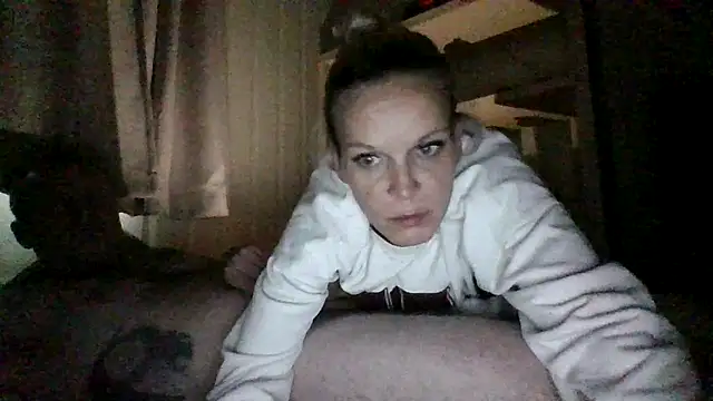 Kennethkine online show from June 2026 03:26:01 AM