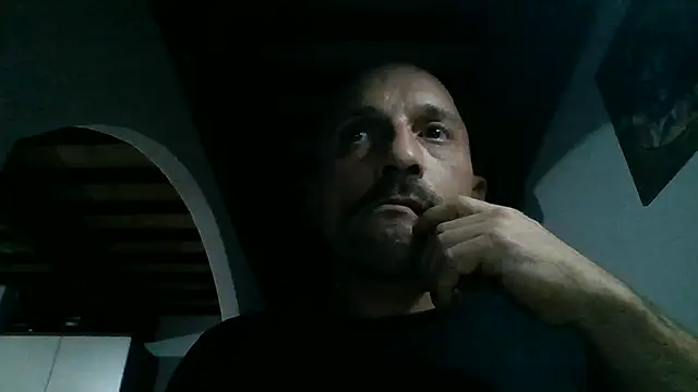 SPRUZZOLO80 online show from May 2026 05:42:04 PM
