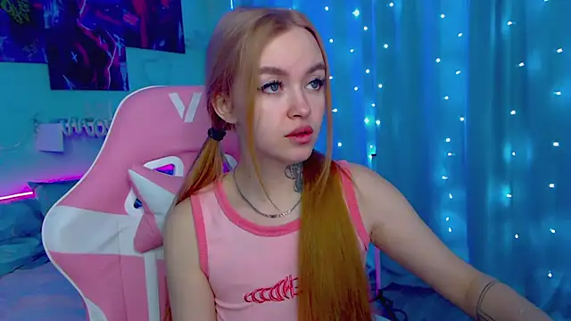 Snapshot of Naughty_Mable chatting on January 2025 12:27:02 AM Naughty Mable online show from January 2025 12:27:02 AM