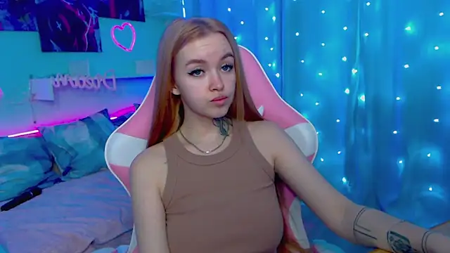 Snapshot of Naughty_Mable chatting on January 2025 06:35:01 AM Naughty Mable online show from January 2025 06:35:01 AM