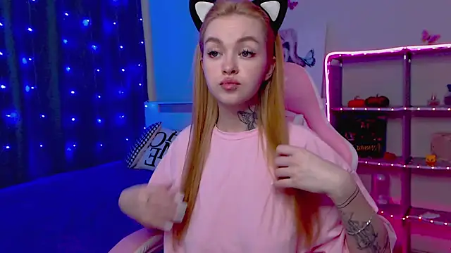 Snapshot of Naughty_Mable chatting on March 2025 07:31:02 AM Naughty Mable online show from March 2025 07:31:02 AM