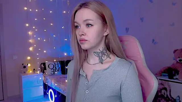 Snapshot of Naughty_Mable chatting on March 2026 12:44:01 AM Naughty Mable online show from March 2026 12:44:01 AM