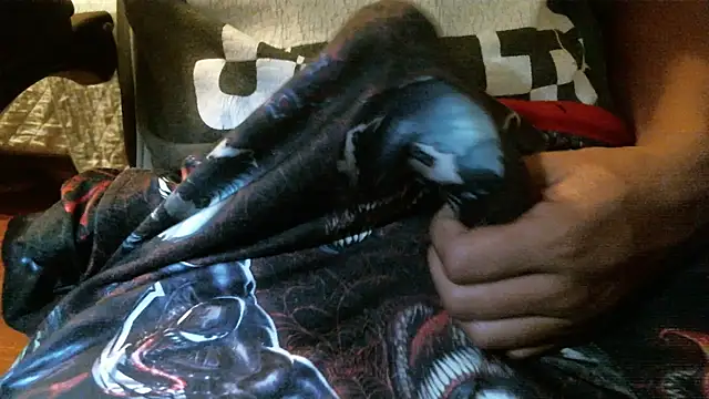 MelHorny03 online show from December 2025 06:32:02 AM