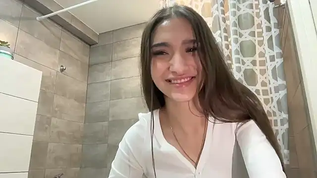 Snapshot of MilenaMilven chatting on December 2024 09:28:02 PM MilenaMilven online show from December 2024 09:28:02 PM