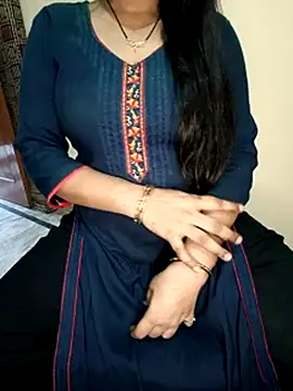 Snapshot of Soniya_444 chatting on March 2025 12:55:02 PM Soniya 444 online show from March 2025 12:55:02 PM