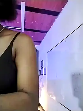 Snapshot of nikkystorm1_ chatting on January 2025 02:04:01 PM nikkystorm1 online show from January 2025 02:04:01 PM