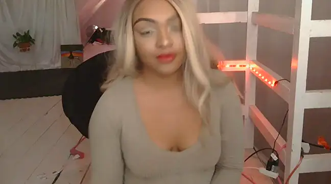 jaslenelovely online show from January 2025 03:39:02 PM