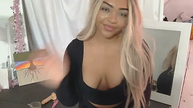 jaslenelovely online show from February 2025 05:55:02 PM
