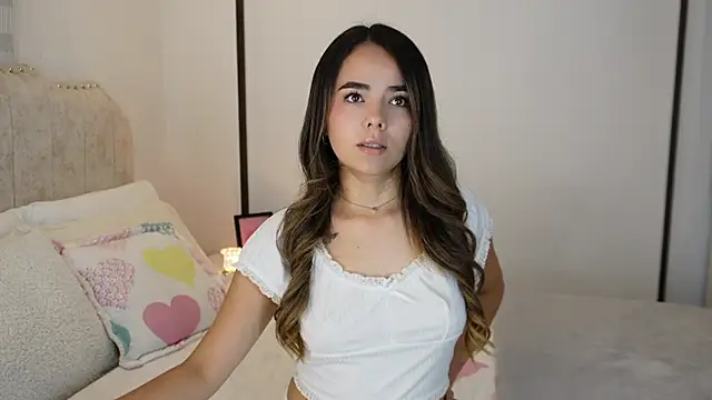 Hannah-Rose online show from June 2026 12:30:01 AM
