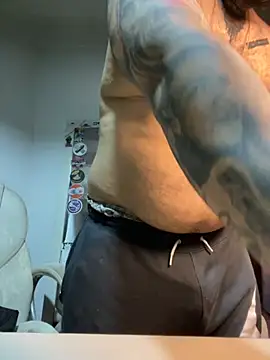 El Titan1998 online show from September 2025 11:59:02 AM