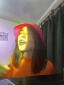 Snapshot of BlueStoneX chatting on January 2025 04:36:02 AM BlueStoneX online show from January 2025 04:36:02 AM