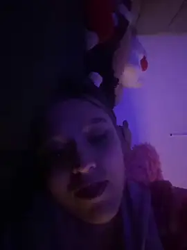 Snapshot of BlueStoneX chatting on January 2025 08:11:02 AM BlueStoneX online show from January 2025 08:11:02 AM