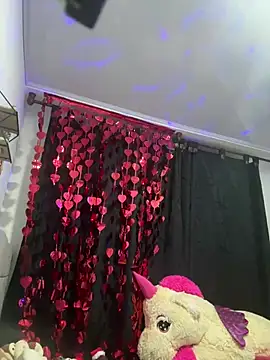 Snapshot of BlueStoneX chatting on February 2025 04:46:02 AM BlueStoneX online show from February 2025 04:46:02 AM