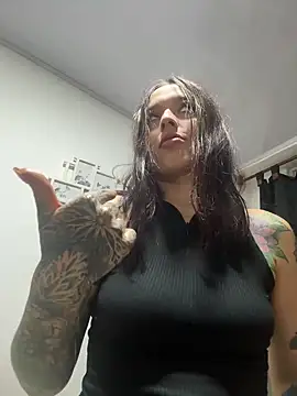 Snapshot of BlueStoneX chatting on March 2025 05:43:02 AM BlueStoneX online show from March 2025 05:43:02 AM