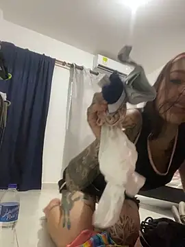 Snapshot of BlueStoneX chatting on March 2025 02:36:01 PM BlueStoneX online show from March 2025 02:36:01 PM