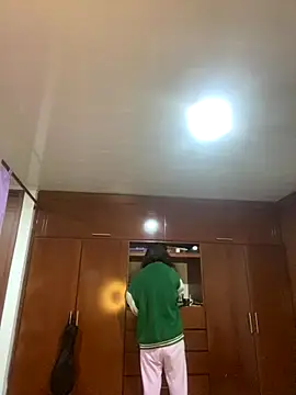 Snapshot of BlueStoneX chatting on October 2025 06:56:02 AM BlueStoneX online show from October 2025 06:56:02 AM