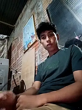 Andres123cv online show from November 2025 11:32:01 PM