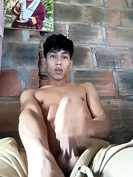 Andres123cv online show from December 2025 01:27:01 PM