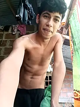 Andres123cv online show from May 2026 04:55:02 PM